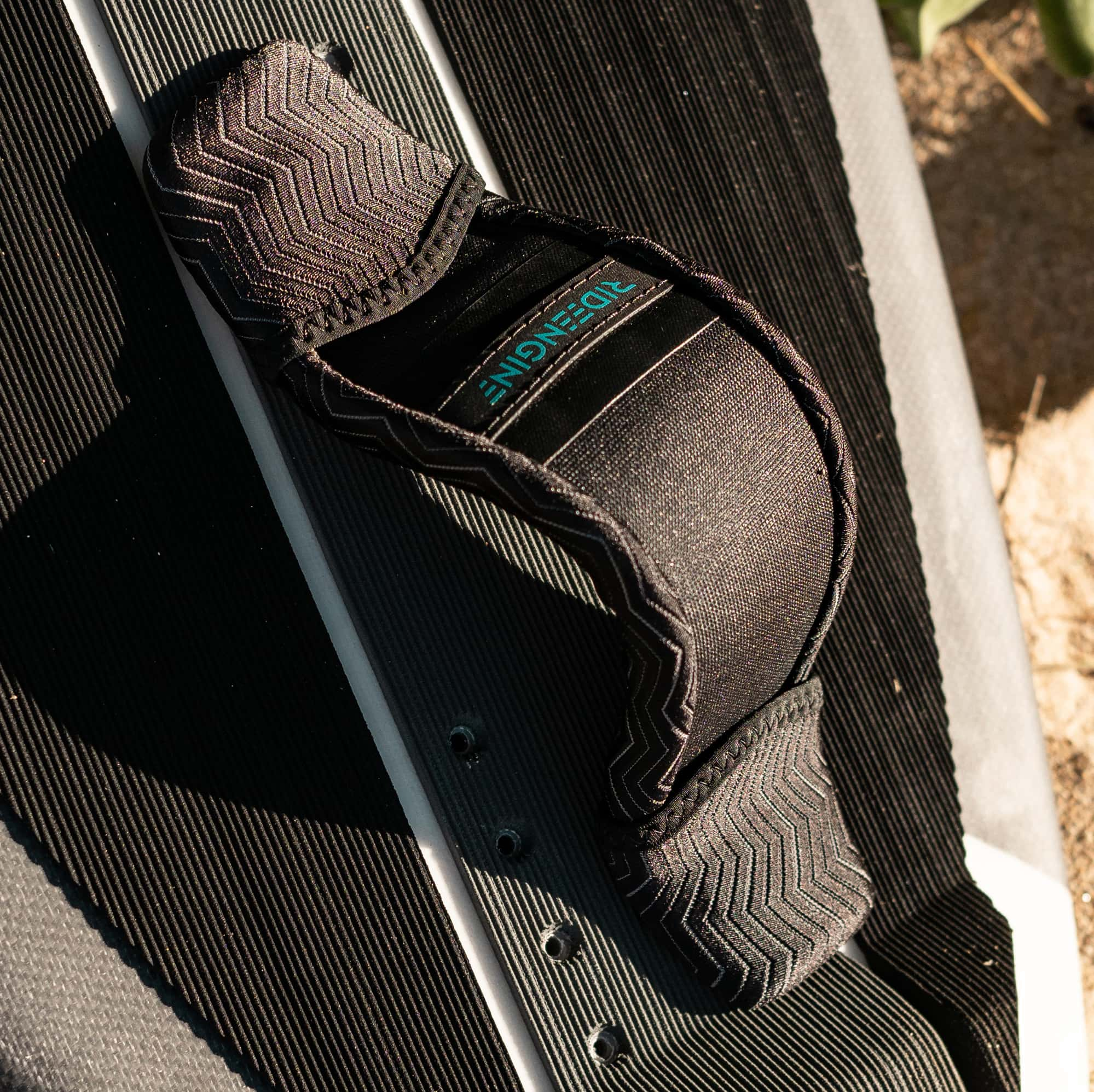 Re Ultra-lite Foot Strap Black