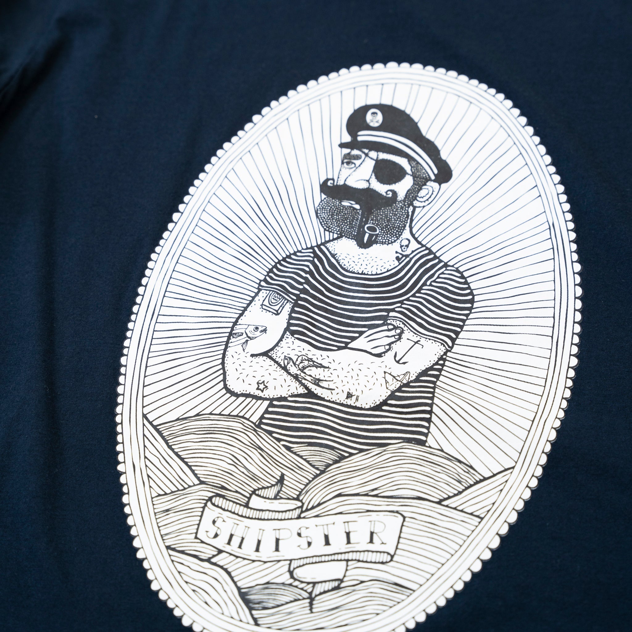 Inramad Legend T-shirt (blåbär)