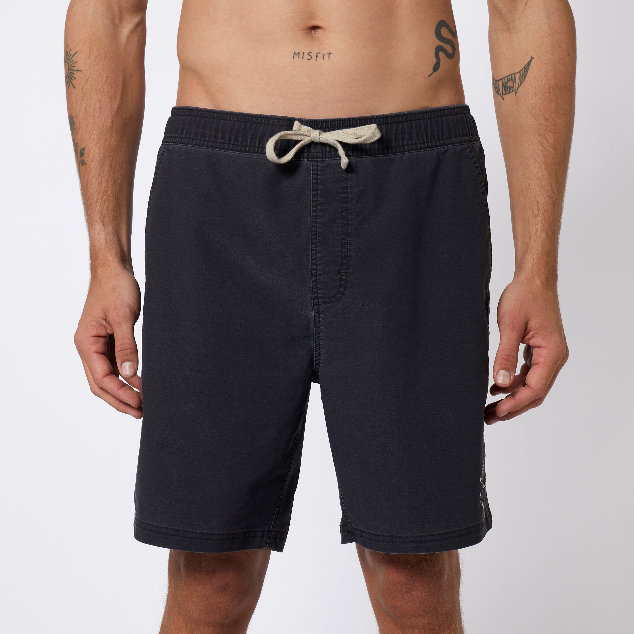 Mystic - The Volley Hybrid Short - Black