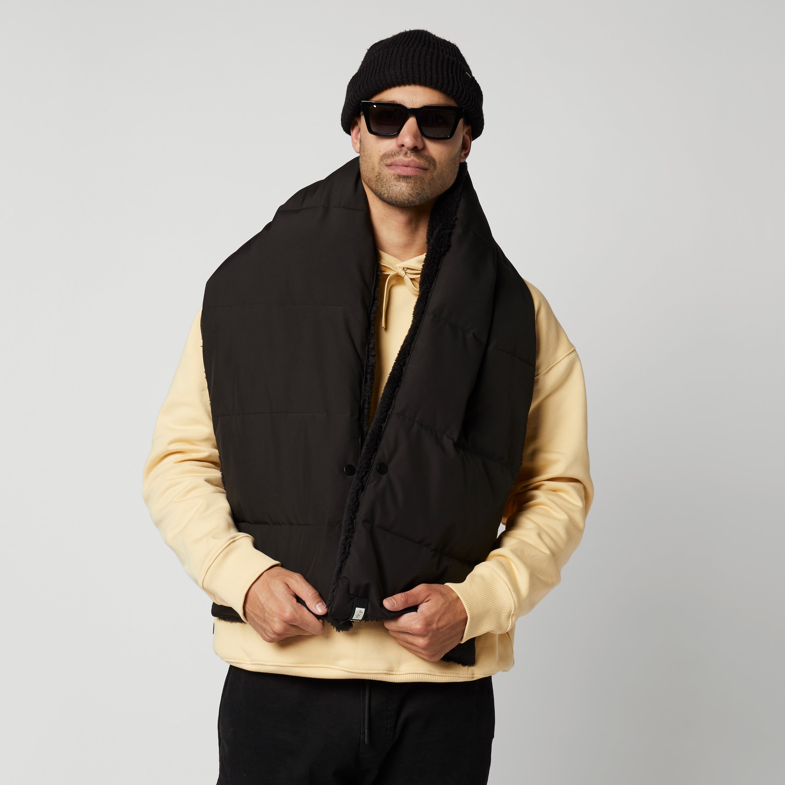 DTS Padded Shawl - Black