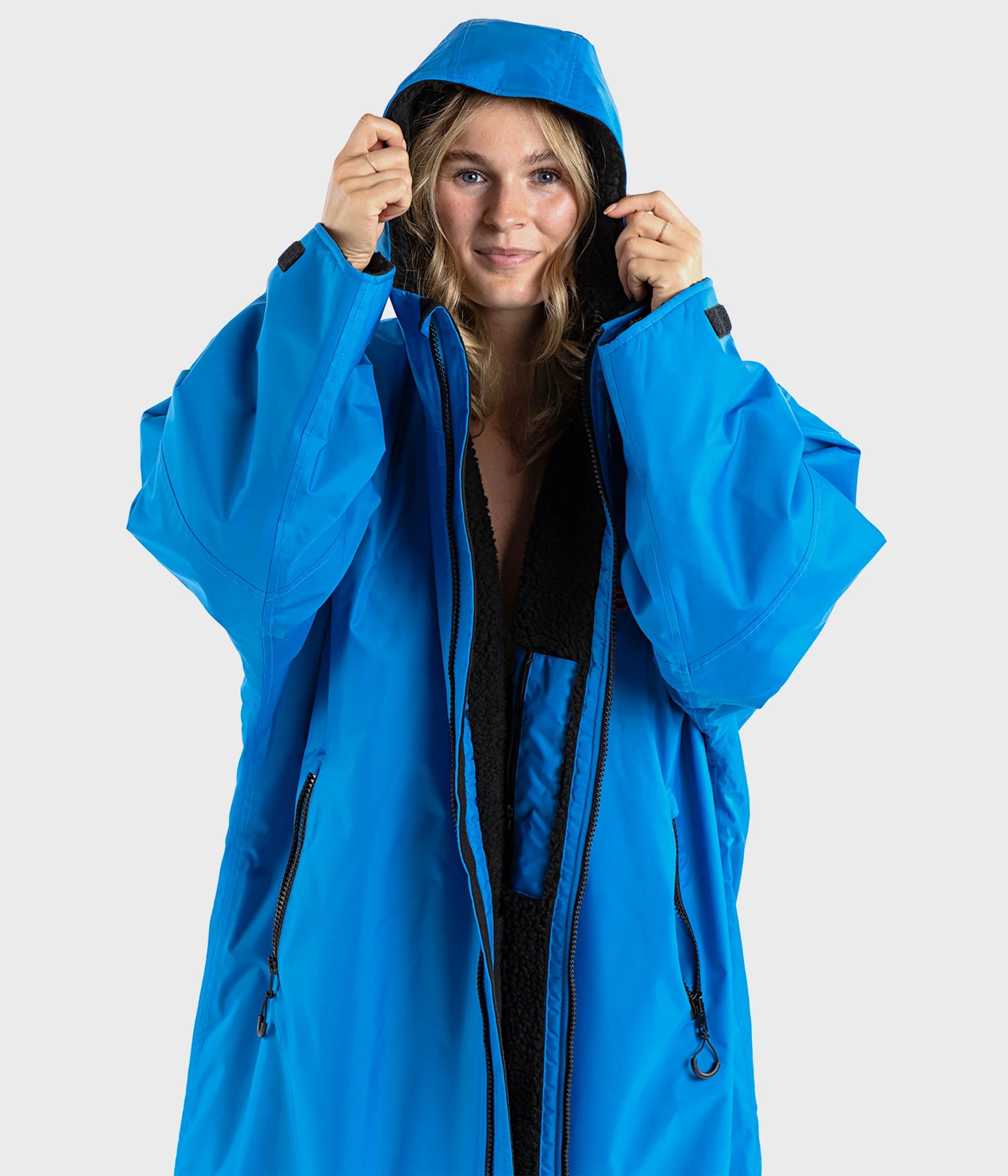 Dryrobe advance långärmad poncho | vuxna | svart koboltblå svart - återvunnen