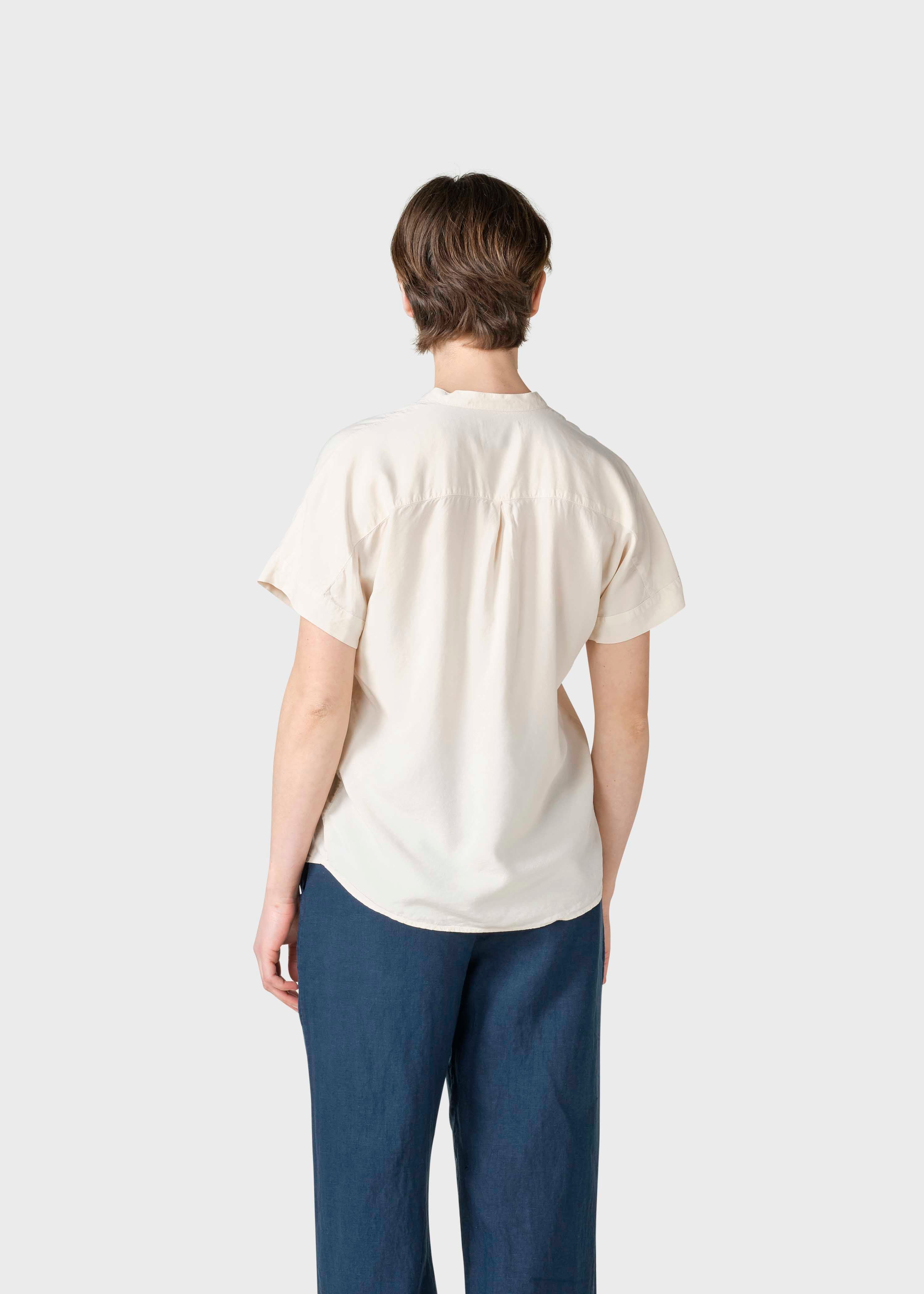 Li Shirt - Pastel Sand
