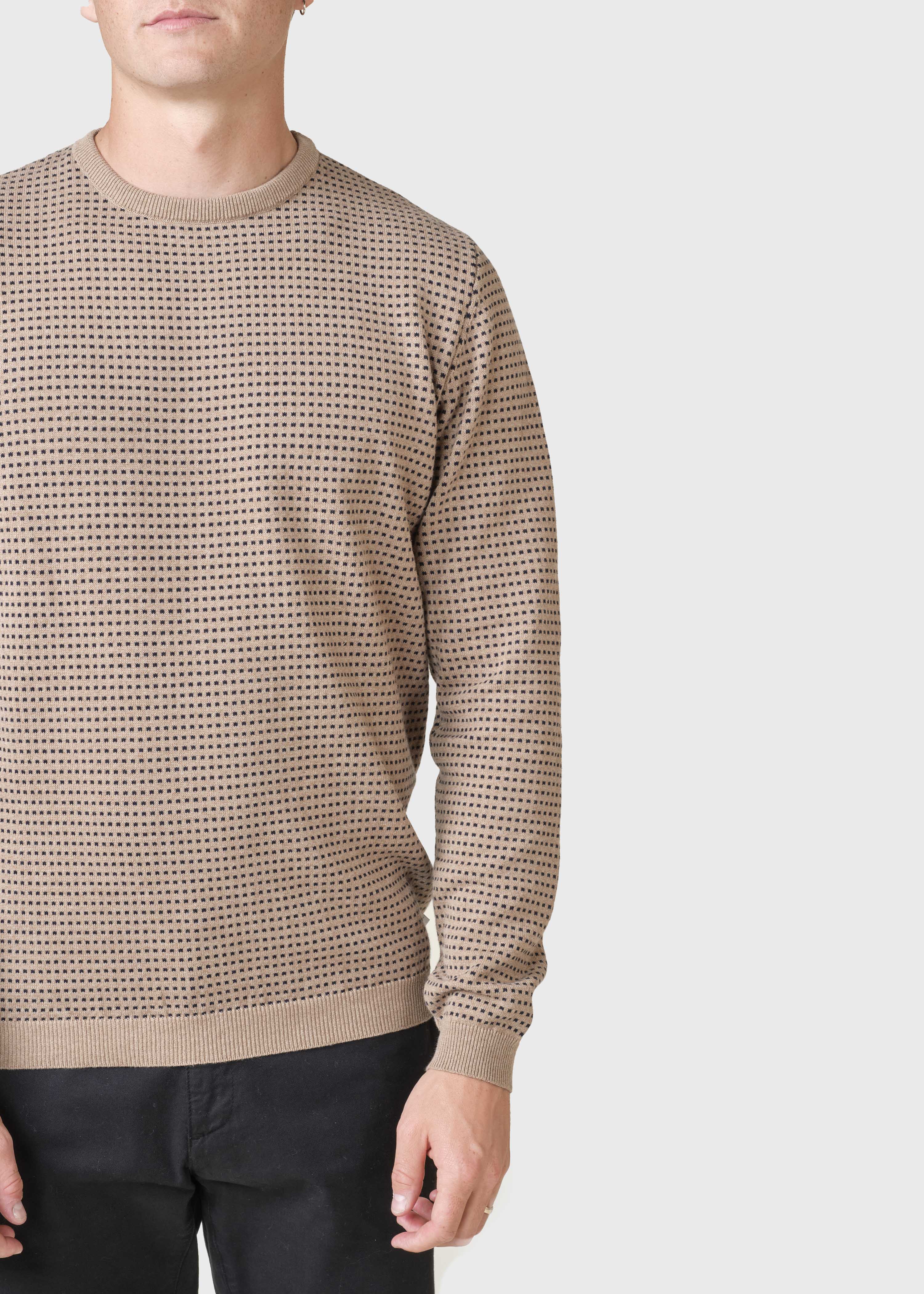Otto Knit - Sand/navy Dots