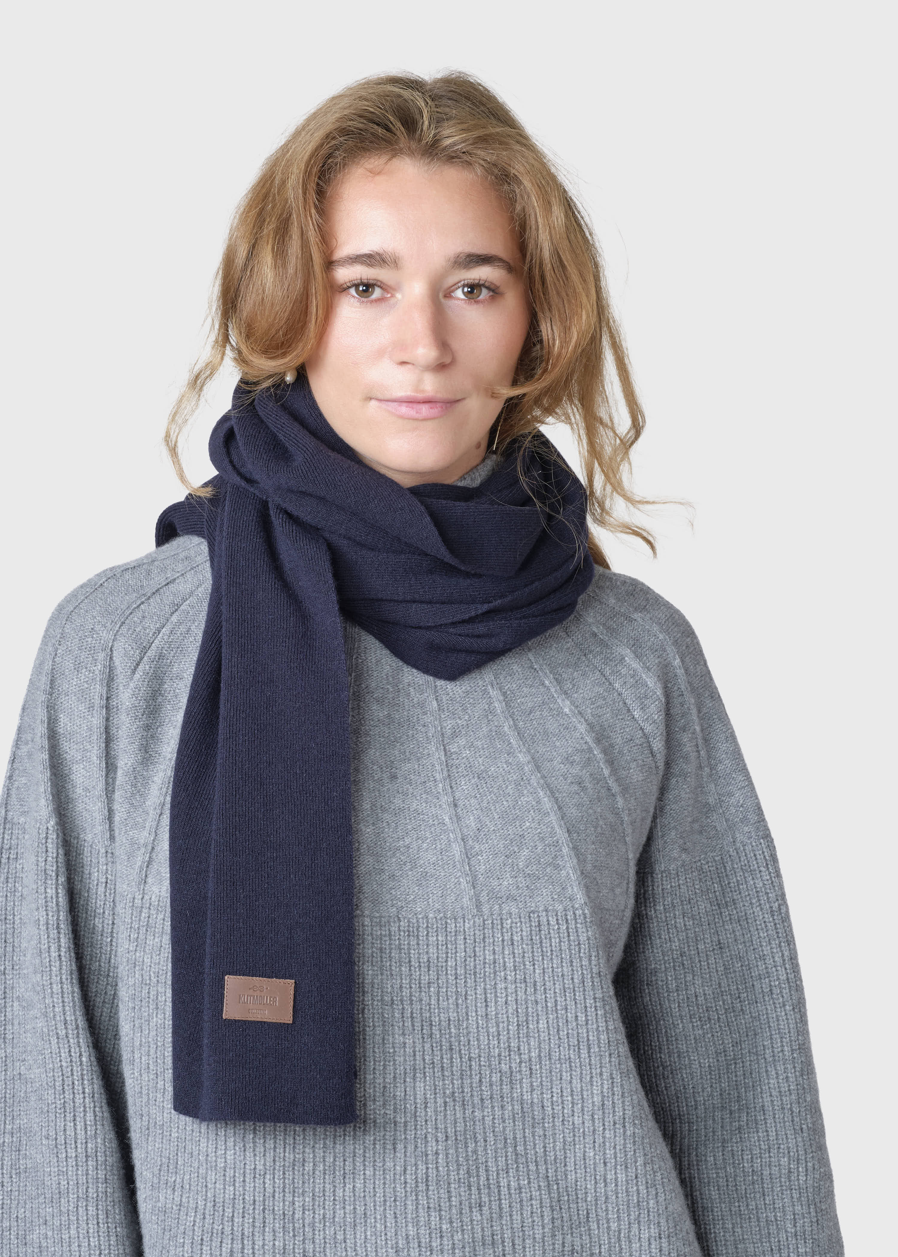 Rib Scarf - Navy