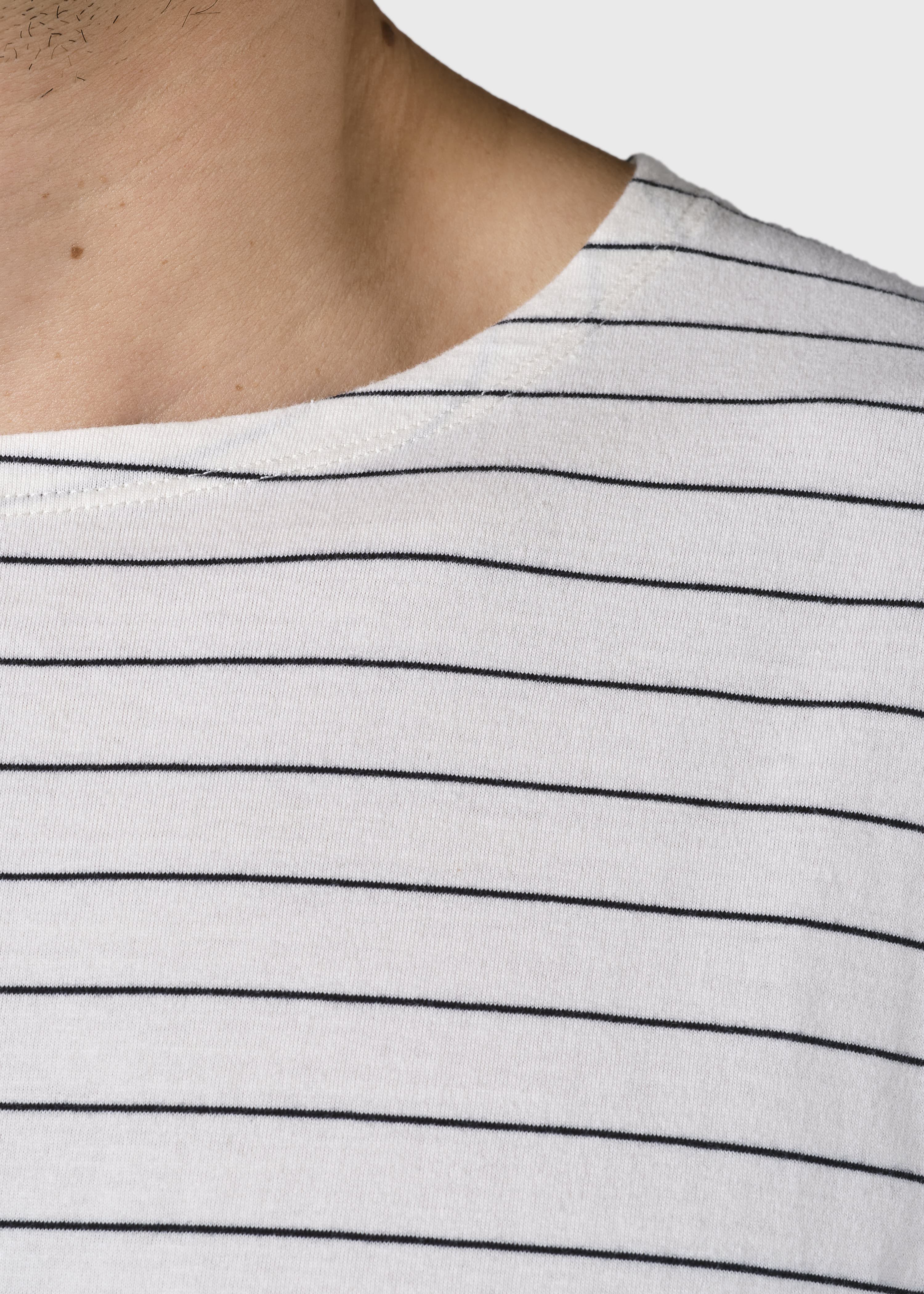 Tom Tee - Cream/navy