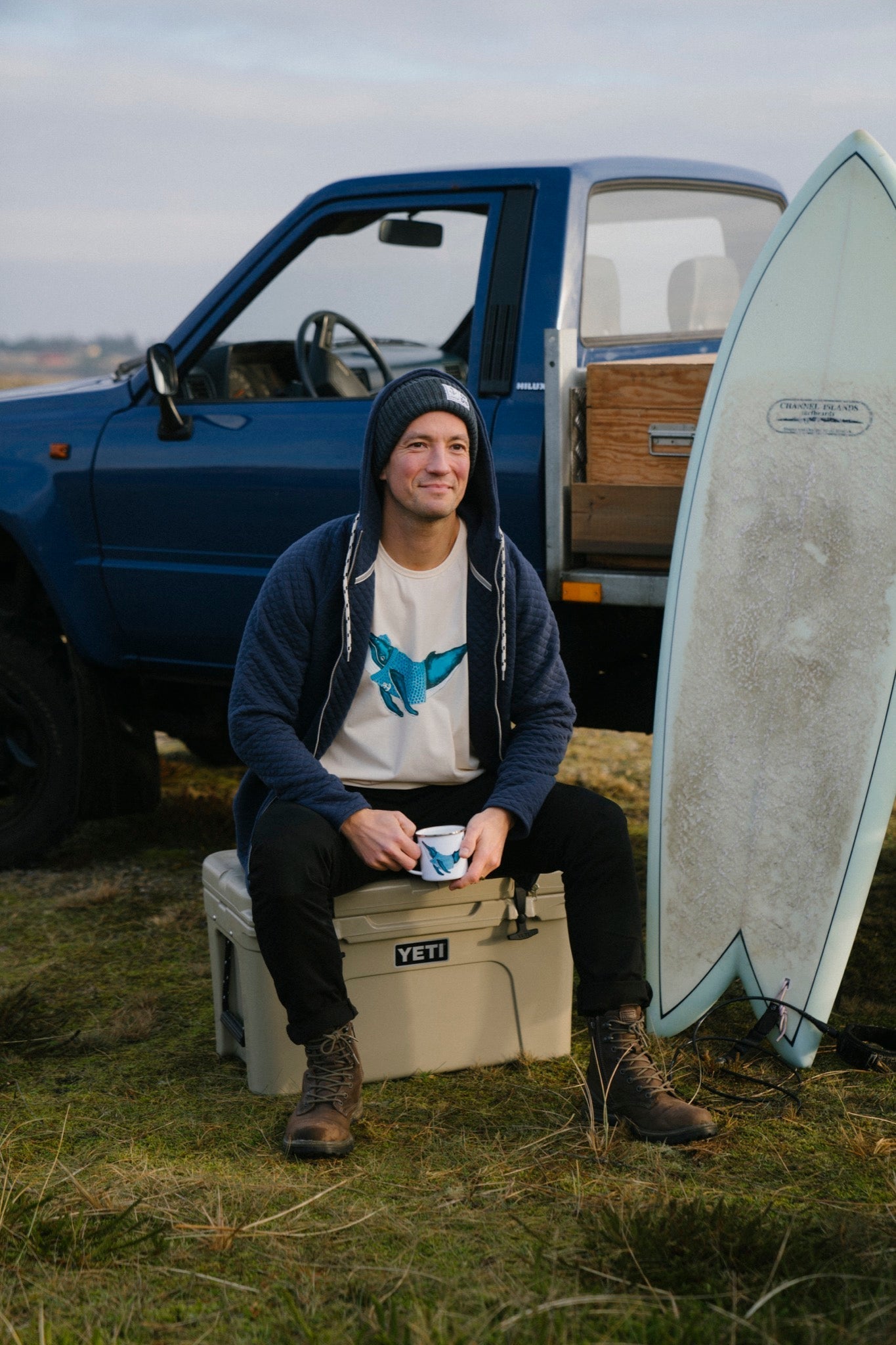 Quiltad luvtröja (marinblå)