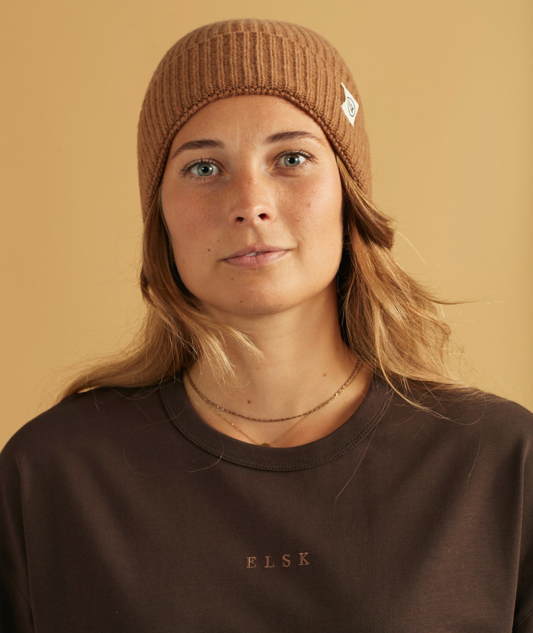 09032 | Elsk Vester Beanie | Light Brown