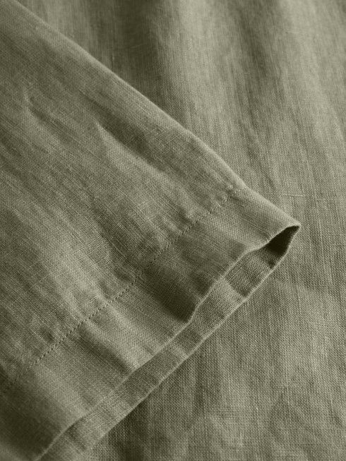 KnowledgeCotton Apparel - Box fit kortärmad linneskjorta GOTS/Vegan - Burnt Olive