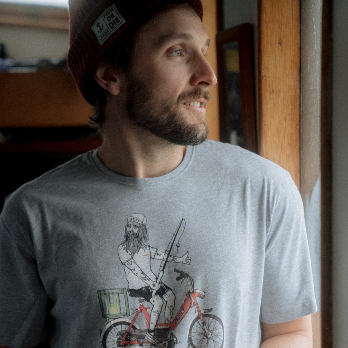 Lakor - Fish Trip (ljusgrå) T-shirt