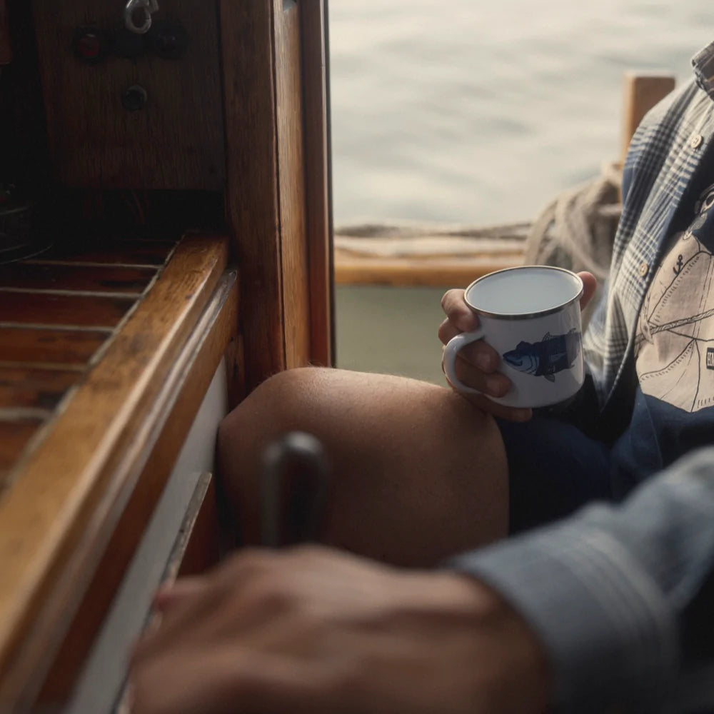 Lakor - tonfisk Emaljmugg