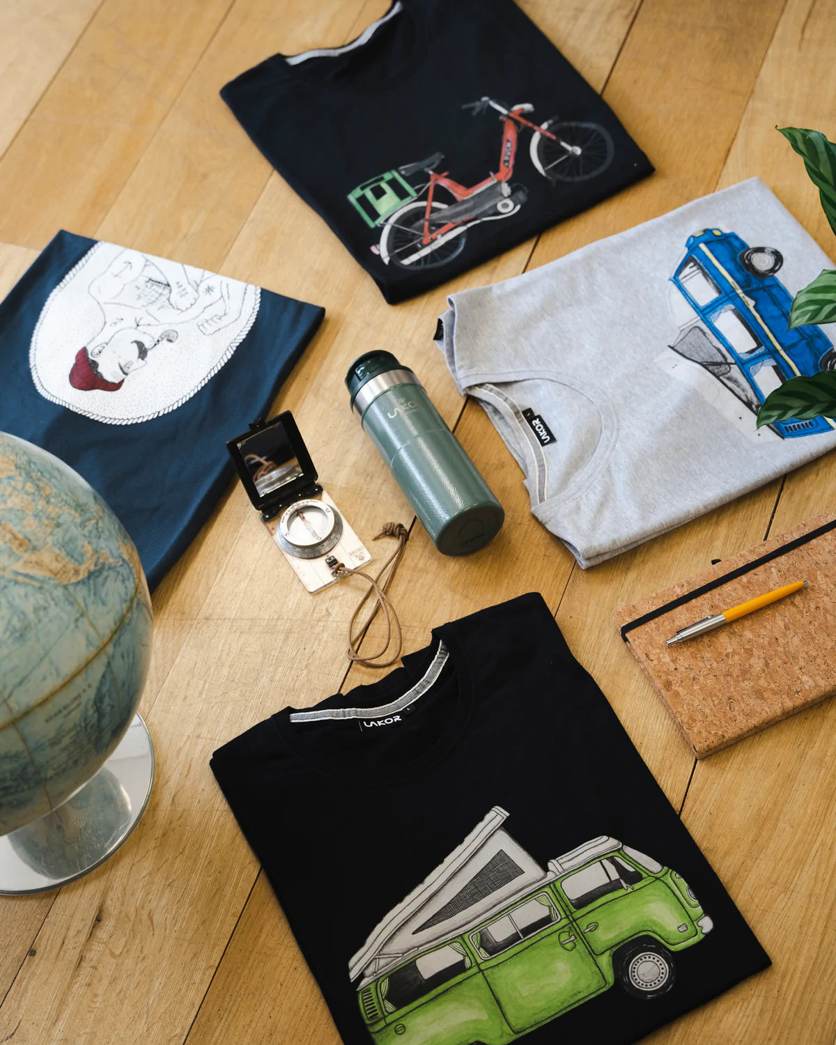 Lakor - blå skåpbil T-shirt