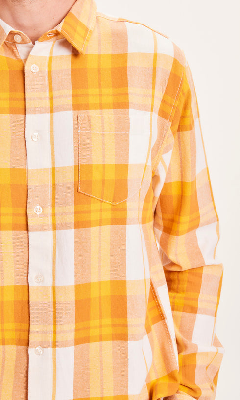KnowledgeCotton Apparel ELDER fine twill checked relaxed fit shirt - GOTS/Vegan - Inca Gold