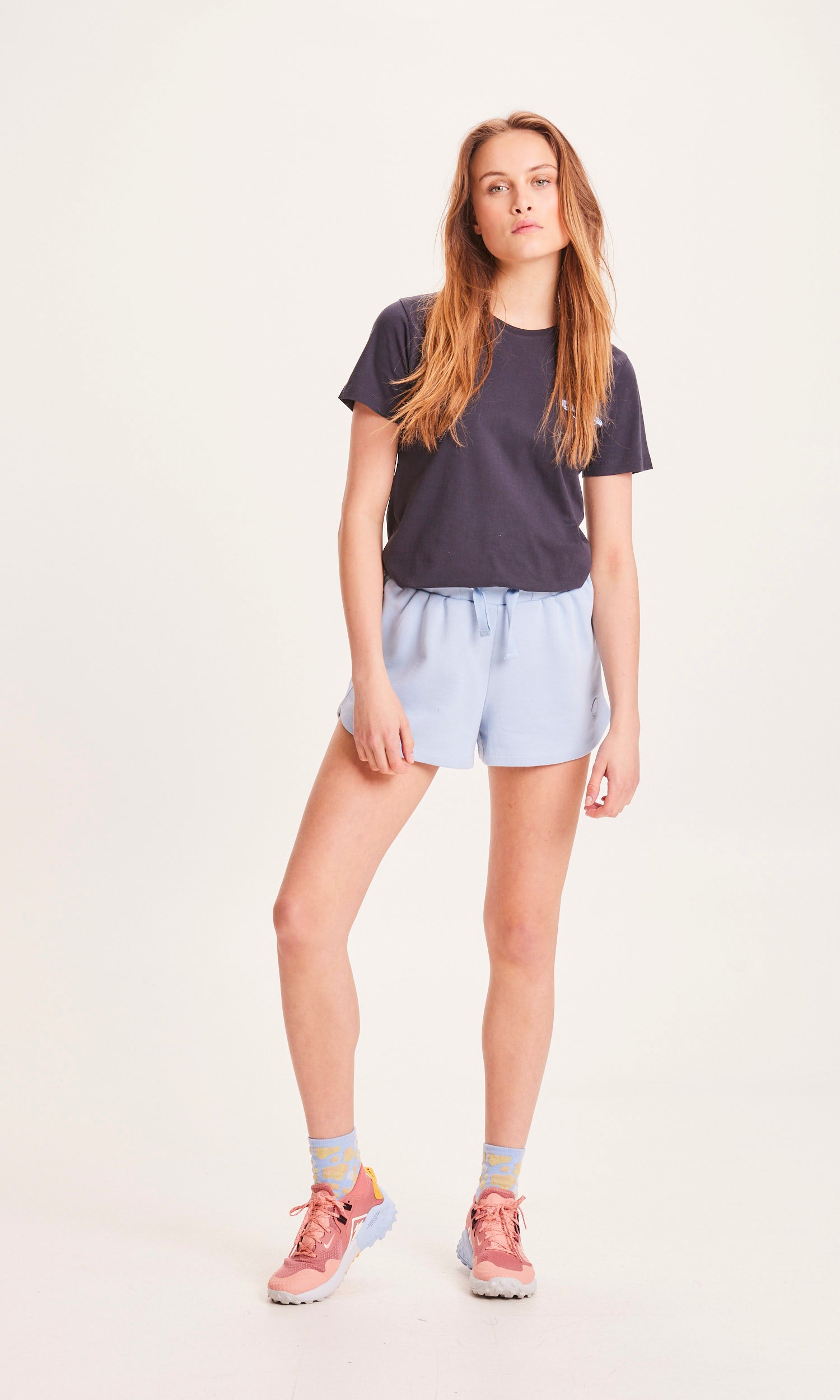 KnowledgeCotton Apparel TEAKY sweat shorts - GOTS/Vegan Chambray Blue