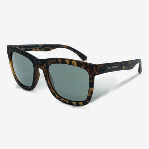 Stökig helg Brooklyn Matte Tortoise