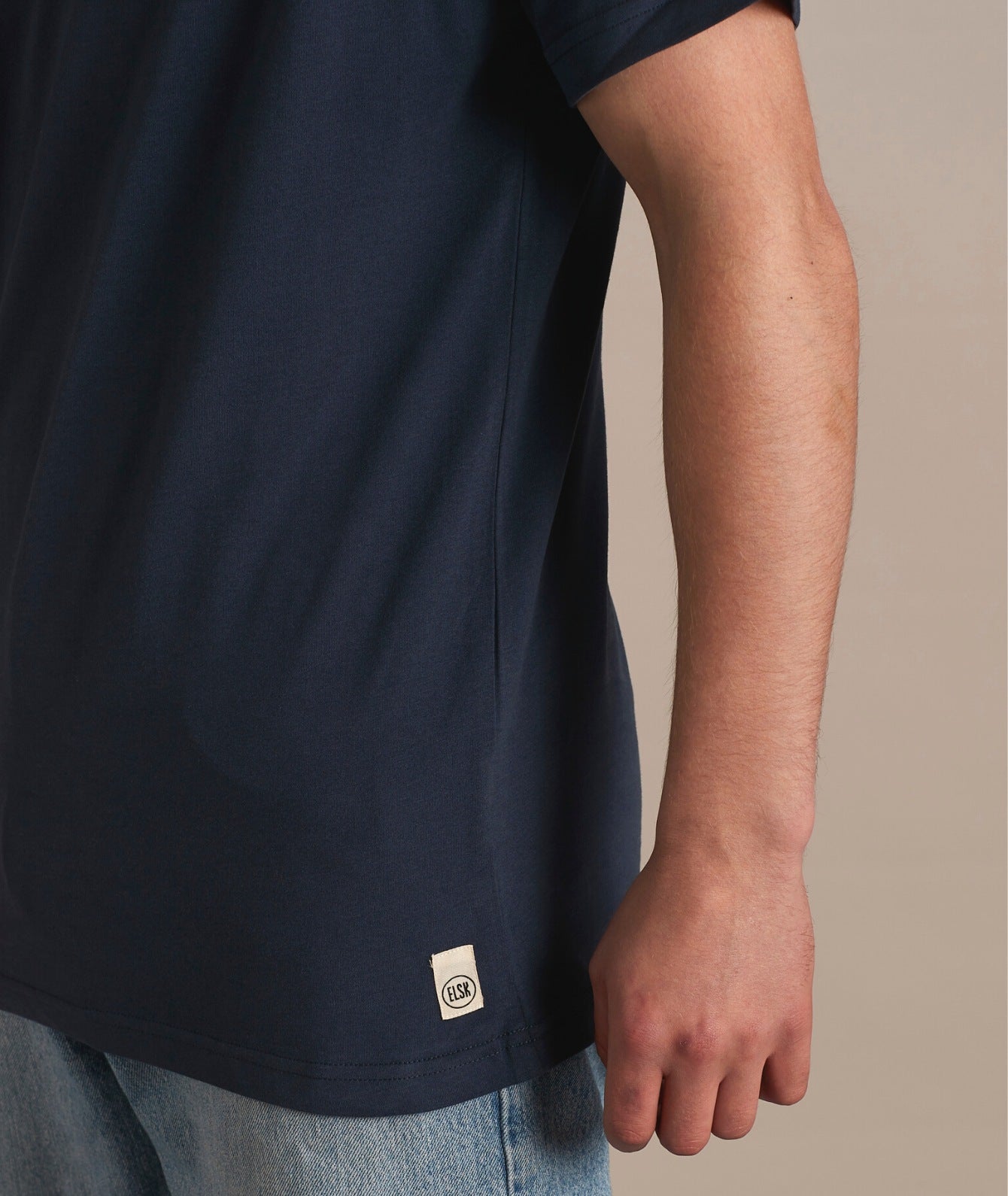 01026 | Elsk® Essential Brushed T-Shirt | Dark Navy