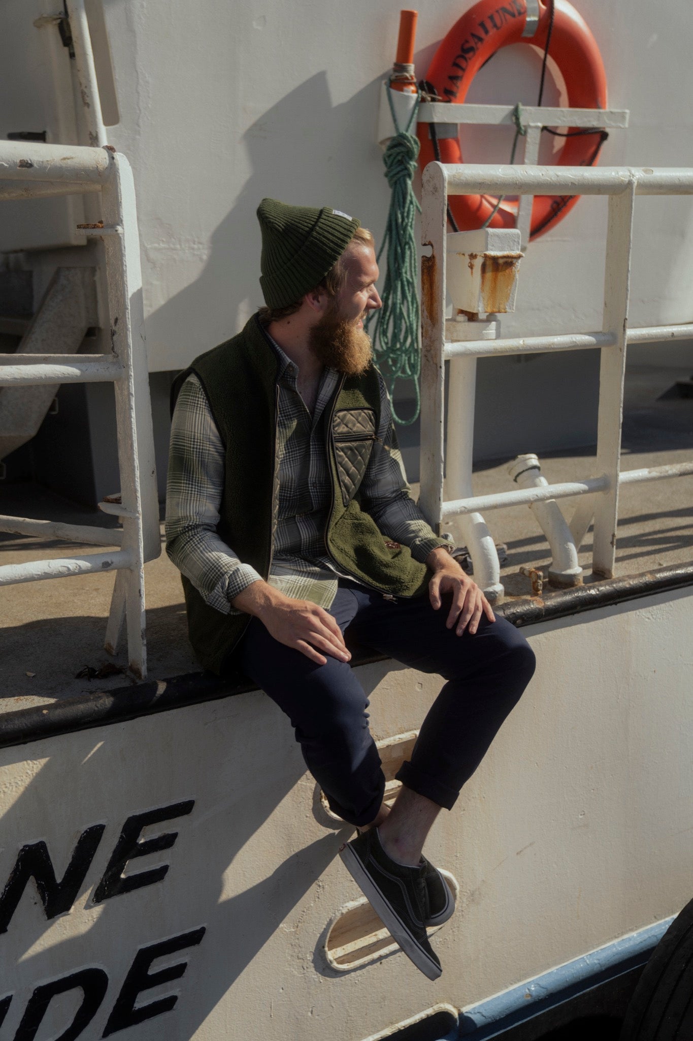 Vändbar väst (grön) 