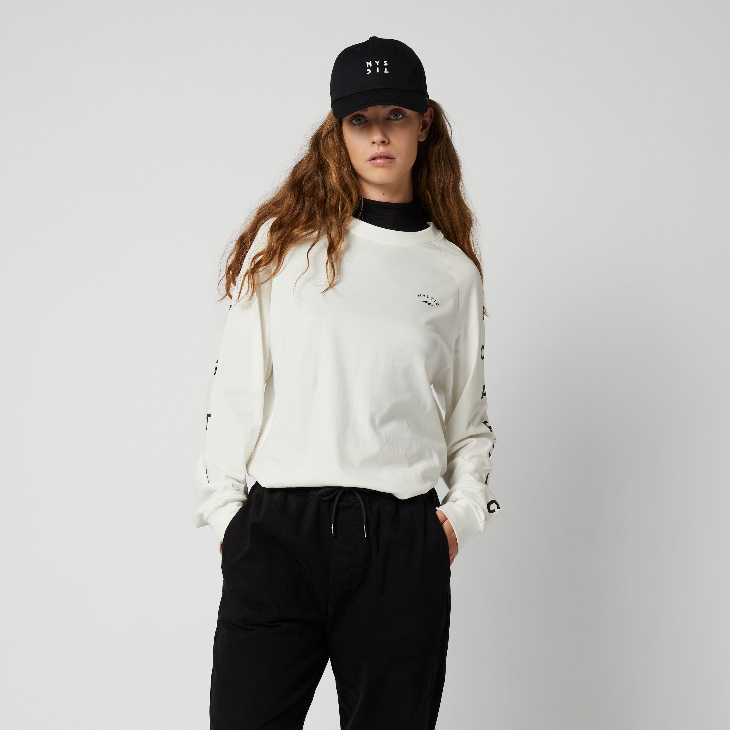 Mystic - Bolt L/S Tee - Off White