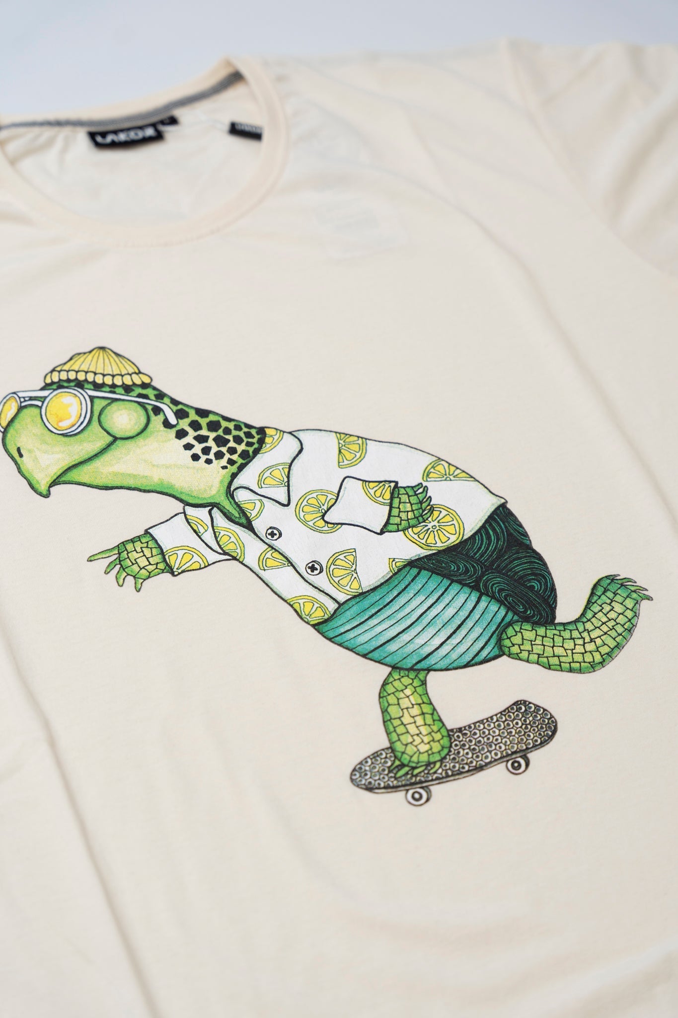 Turbo Turtle (Off White) 