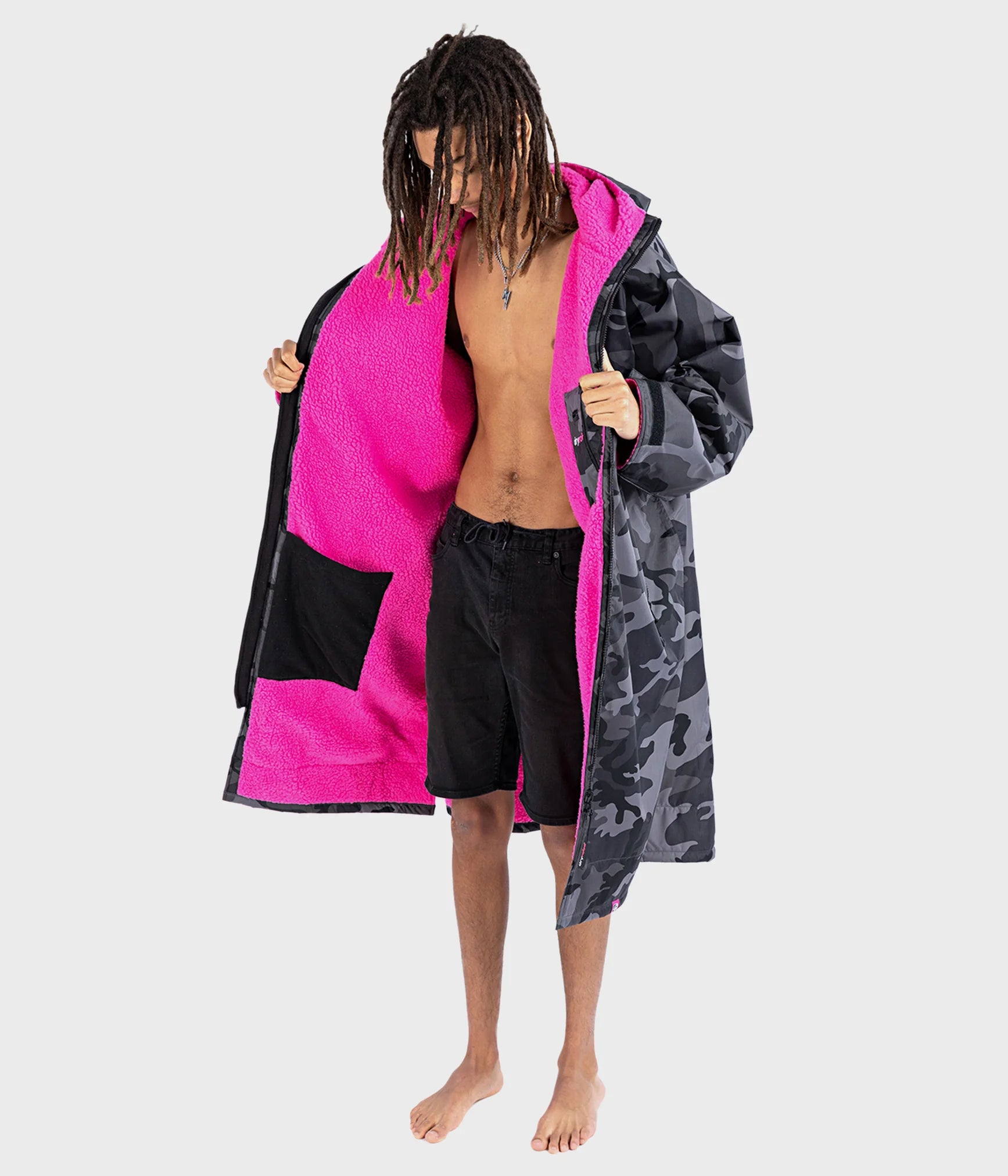 Dryrobe advance långärmad poncho | vuxna | svart camo rosa - återvunnen