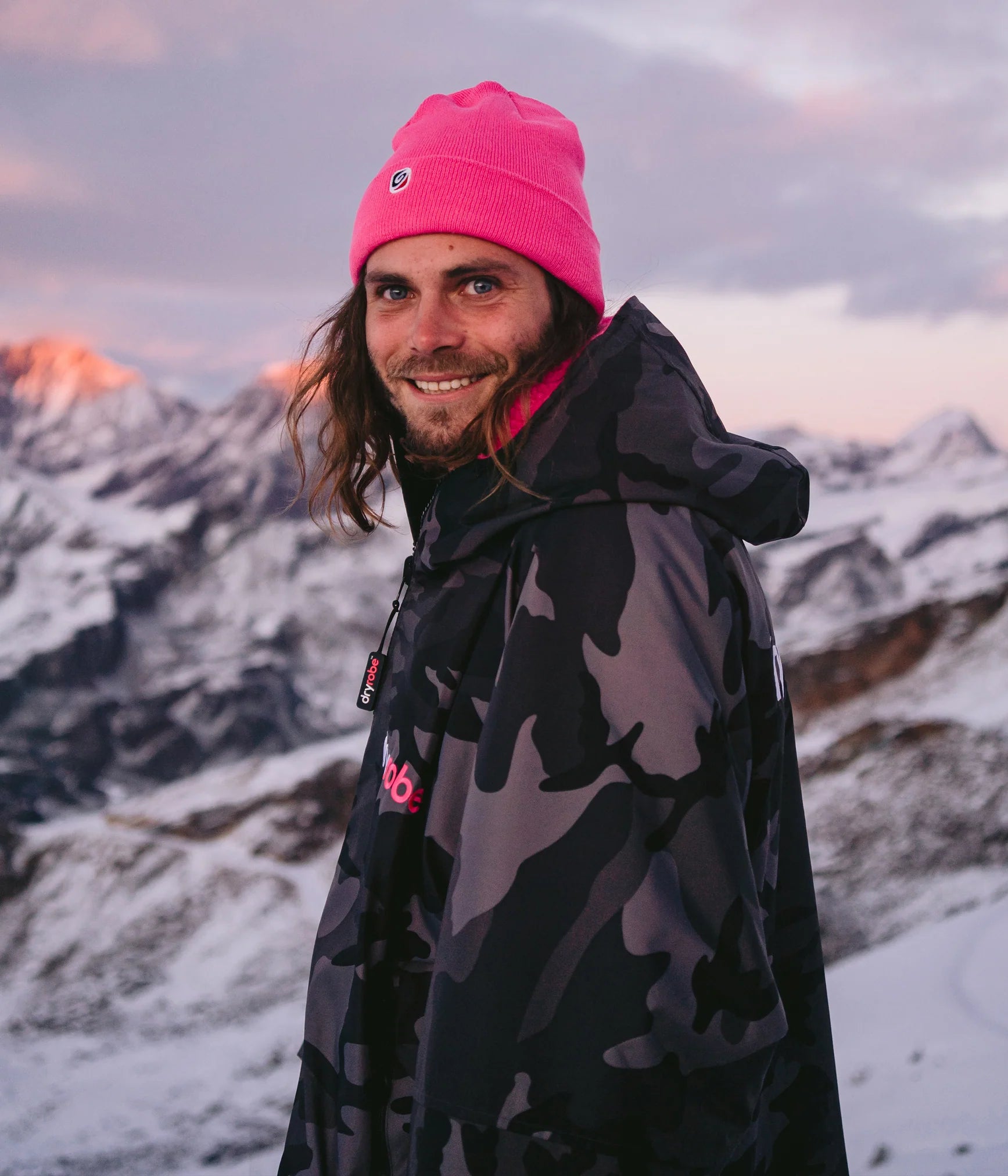 Dryrobe advance långärmad poncho | vuxna | svart camo rosa - återvunnen