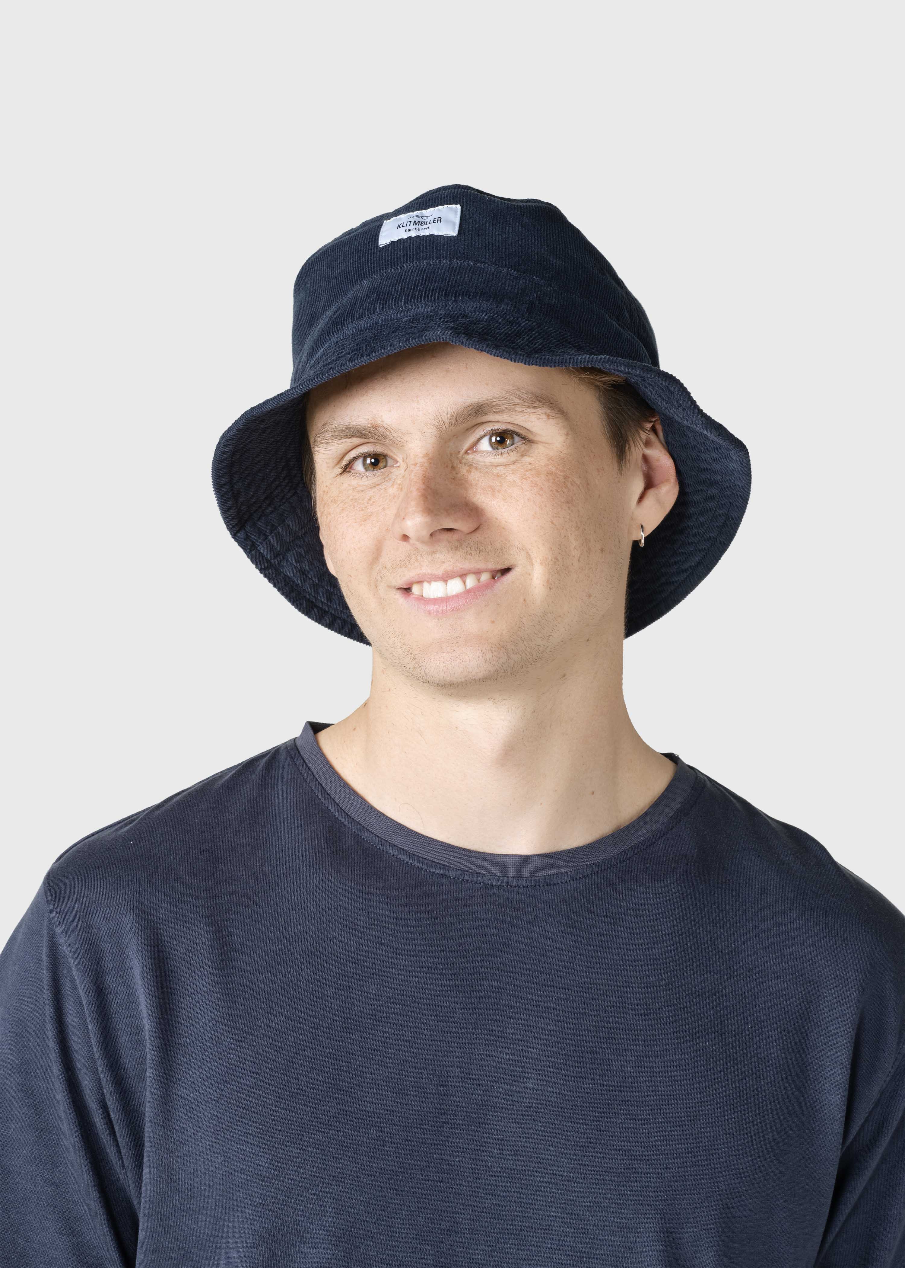 Bucket One Cord - Navy