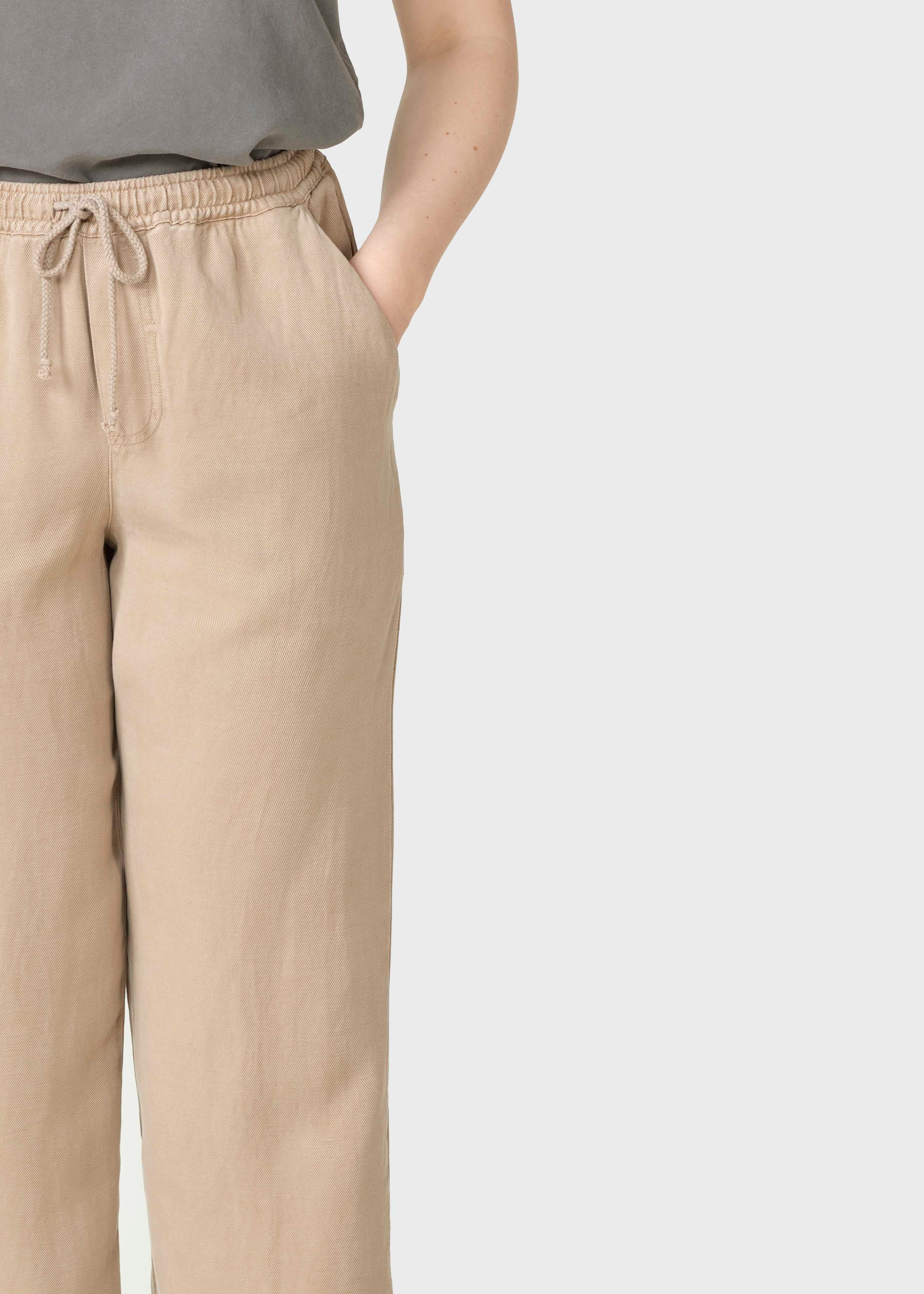 Jennifer Lyocell Pants - Sand