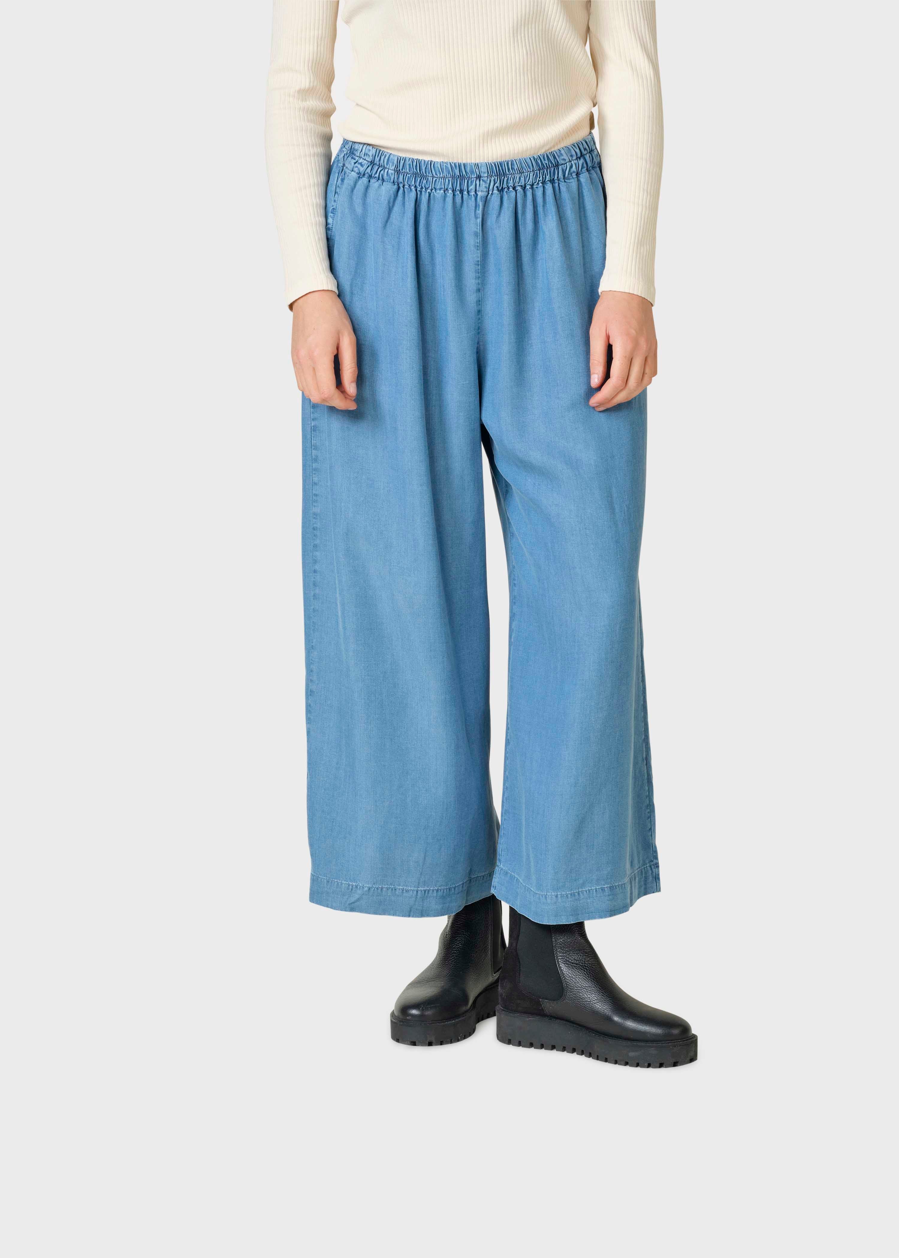 Leonora Pants - Light Blue Chambrey