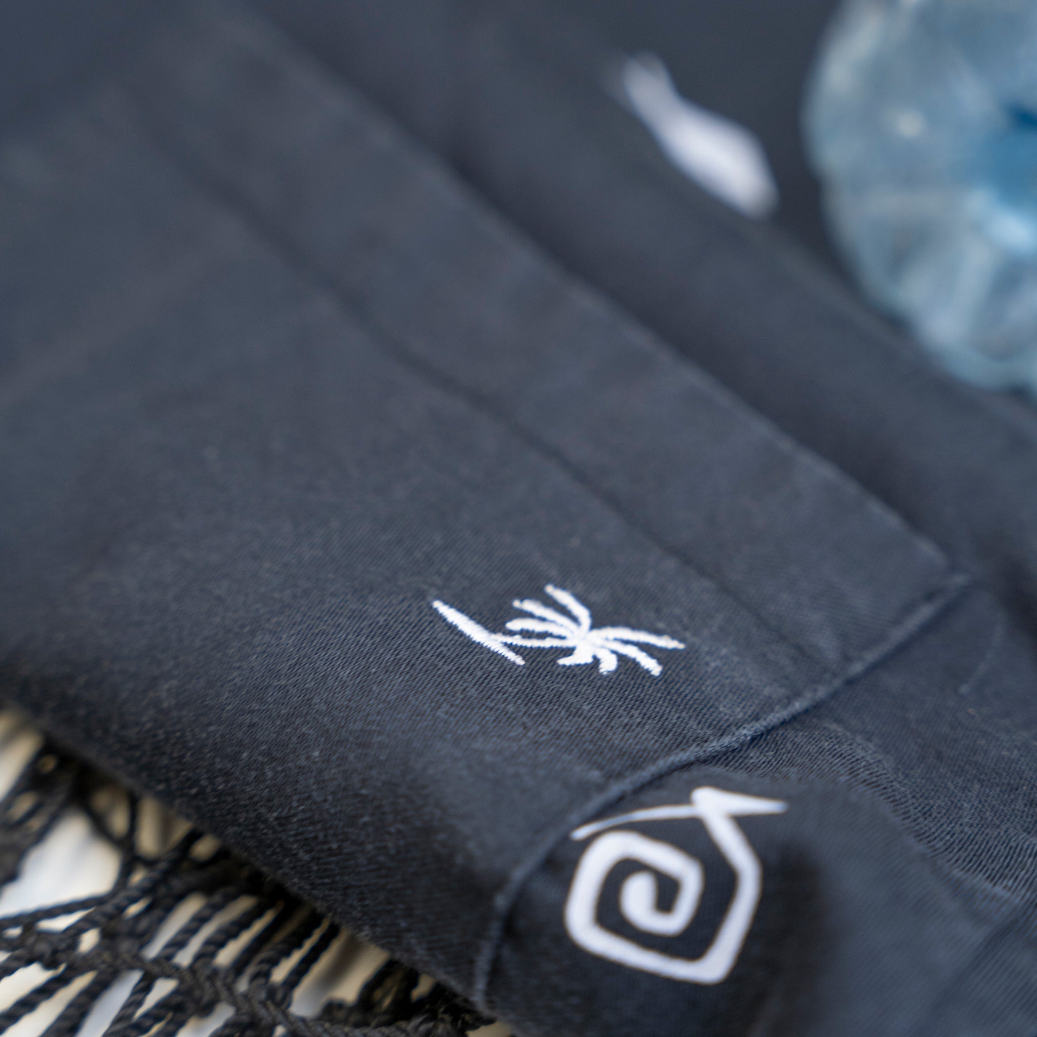 Theis skjorta (svart) 