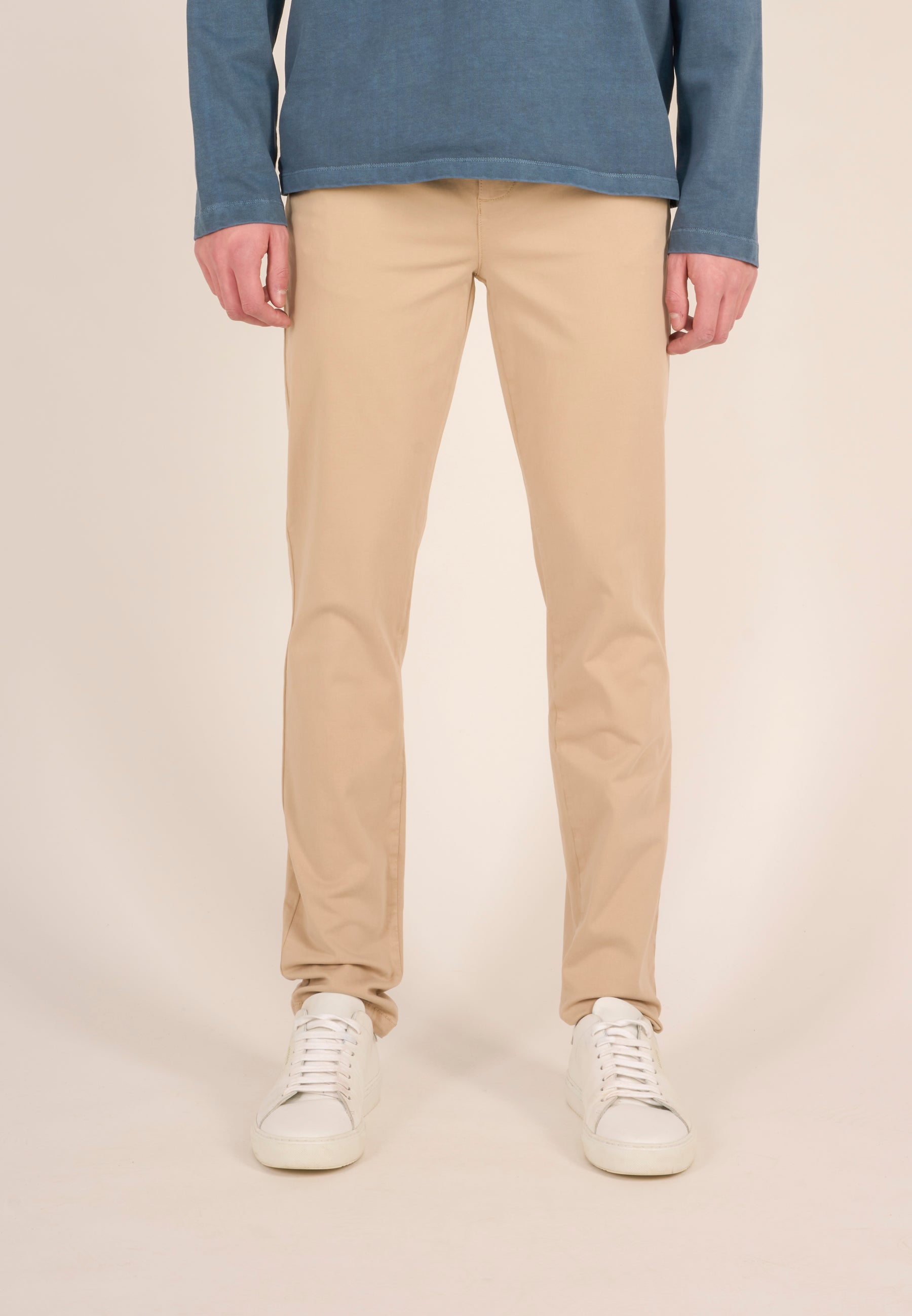LUCA slim twill chino Lenzing™ EcoVero™ - OCSVegan