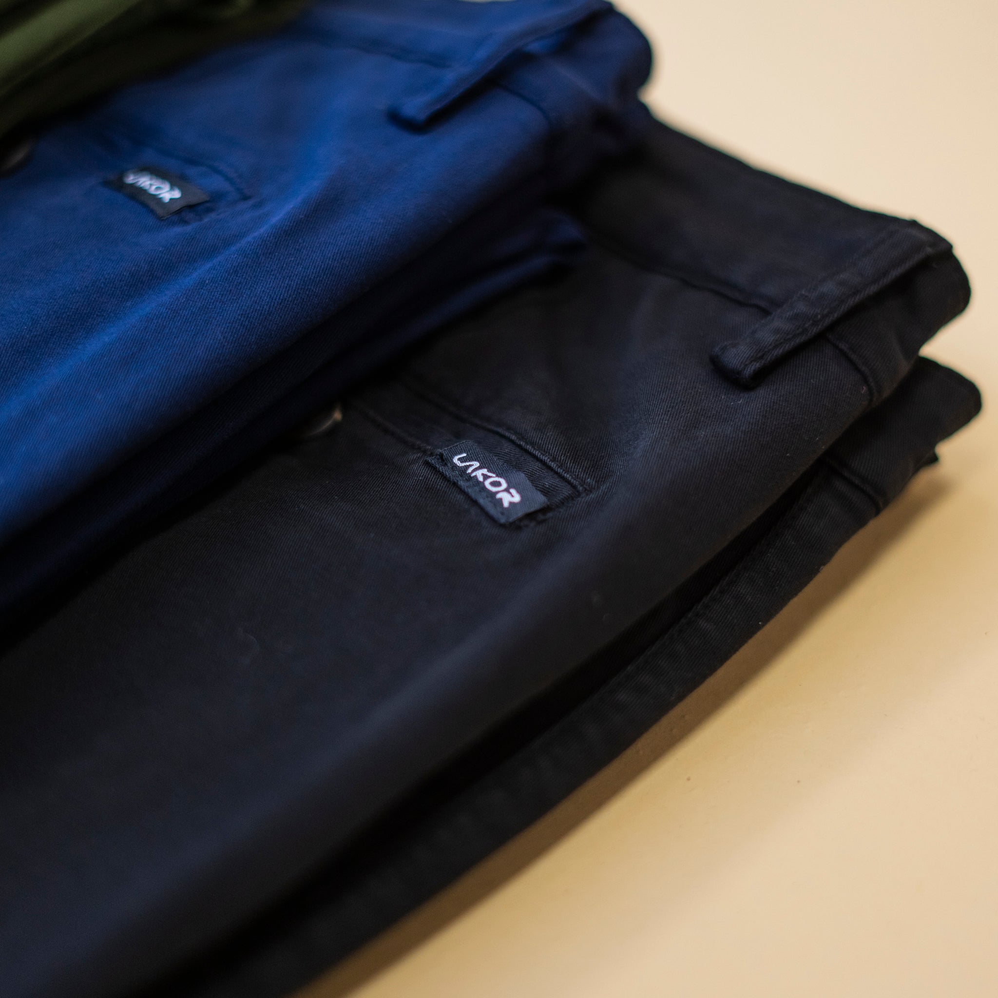 Lakor - Chino byxor (svart) 