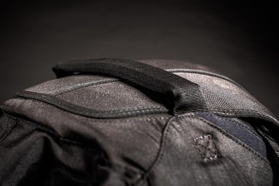 AK Progression sit sele svart