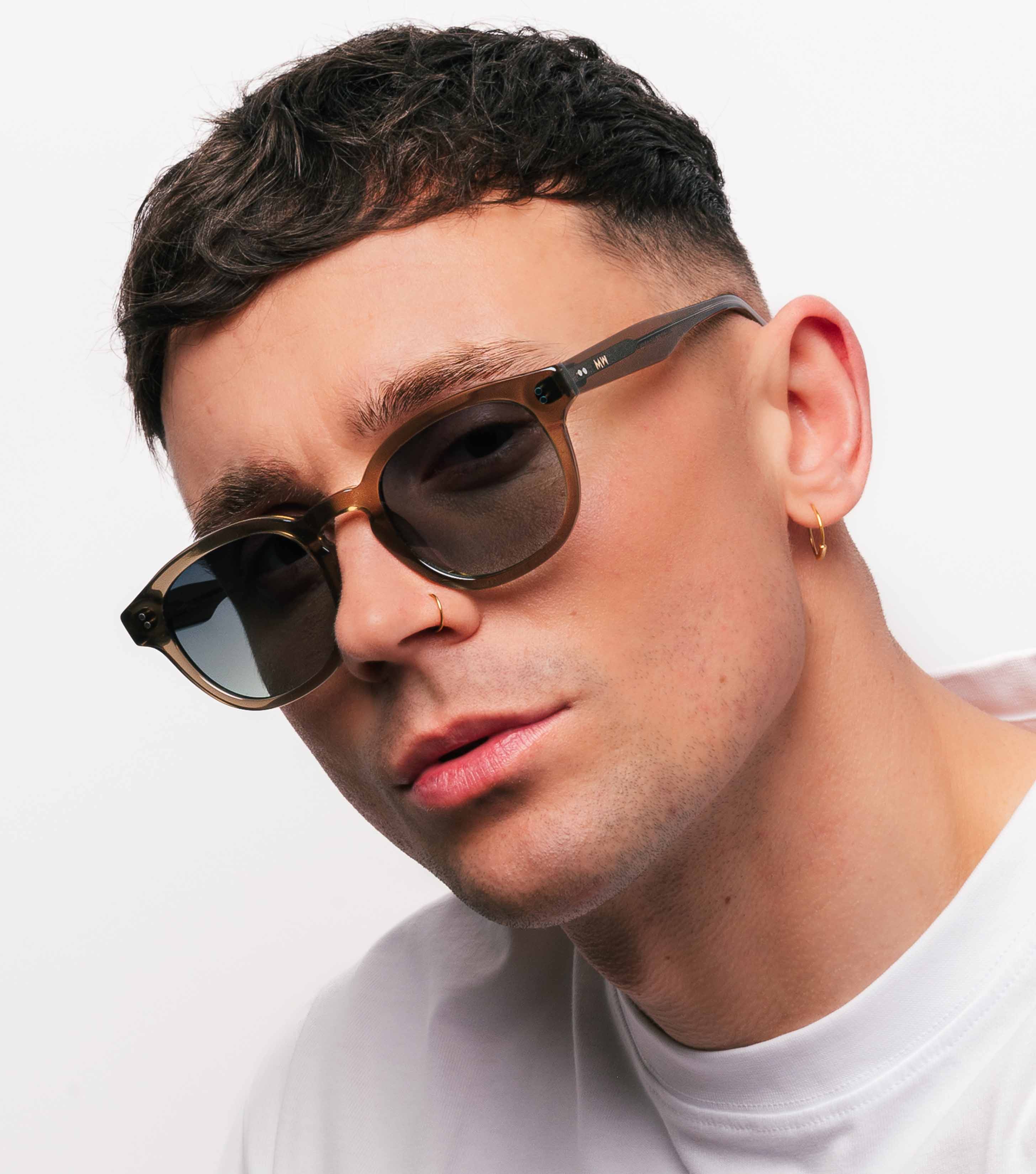 Messy Weekend Beetle Bottle Green