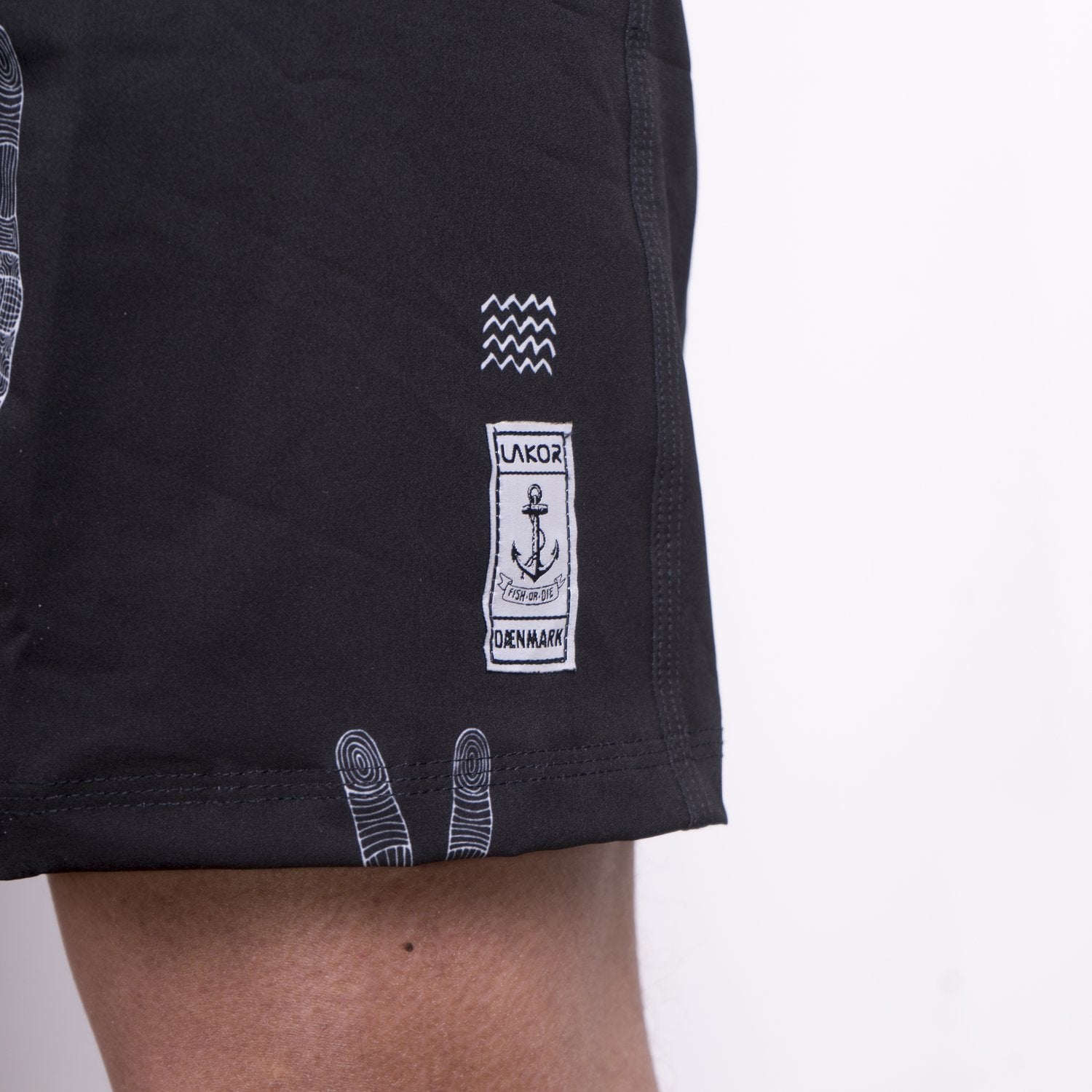 Lakor - Peace Shorts 