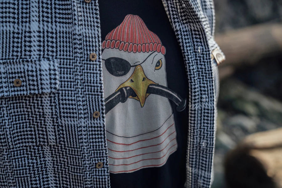 Lakor - Min! - Svart t-shirt 