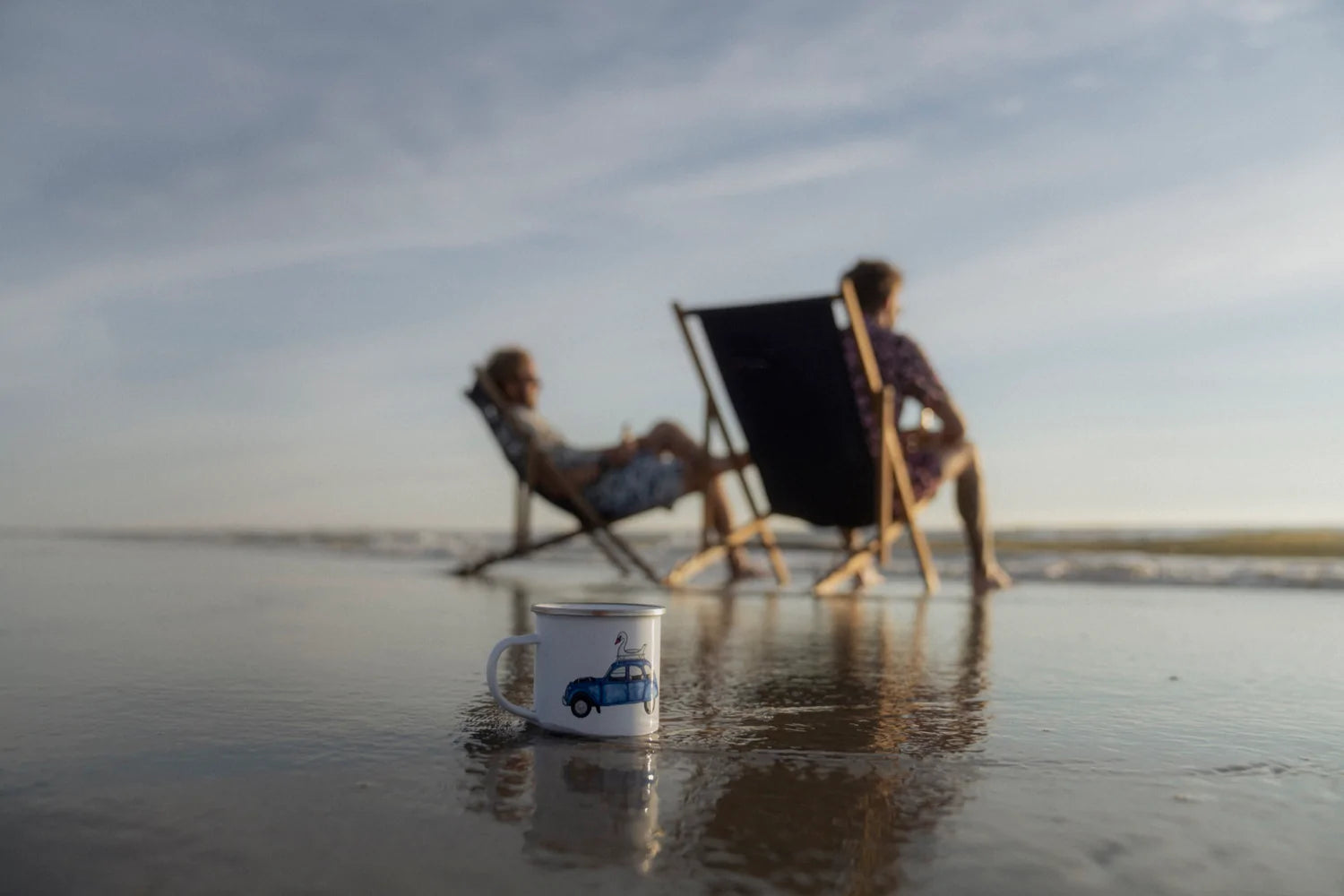 Lakor - svan på hjul Emaljmugg 