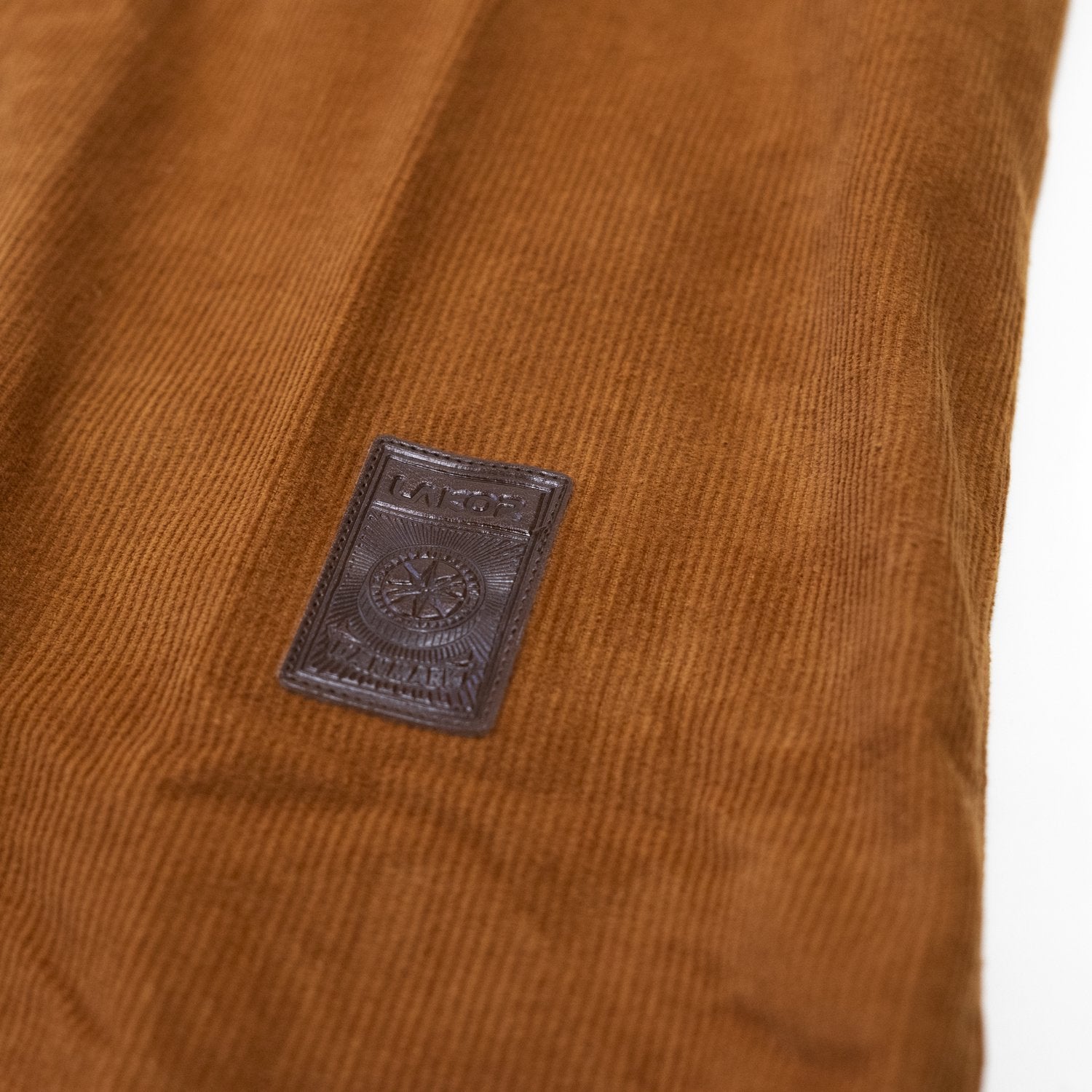 Lacor - Amity Jacka Rost 